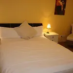 Am Nordkreuz 3*
