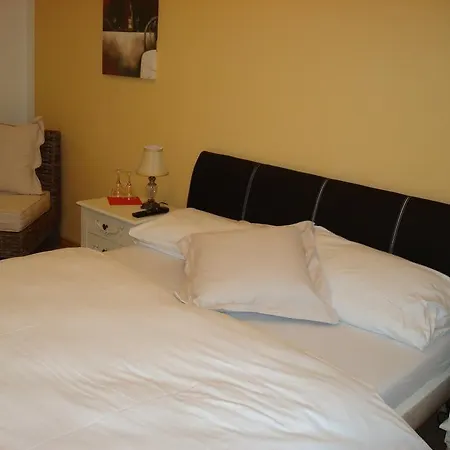 Am Nordkreuz ホテル 3*