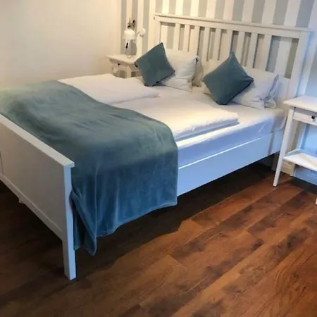 Am Nordkreuz ホテル 3*