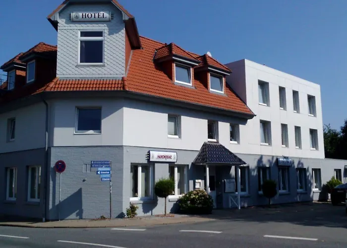 Am Nordkreuz 3*